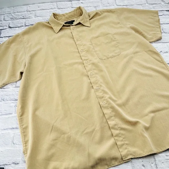 SYNRGY Big Mens Tan Button Up Short Sleeve Shirt 3XL Lightweight Textured
